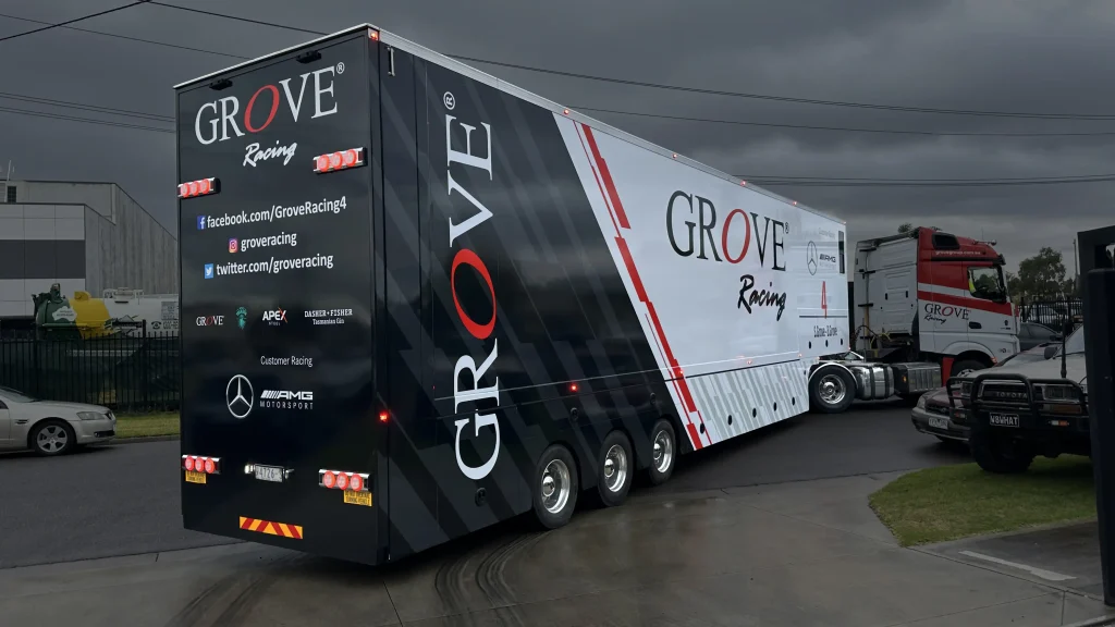 Truck & Trailer Signage Wraps.